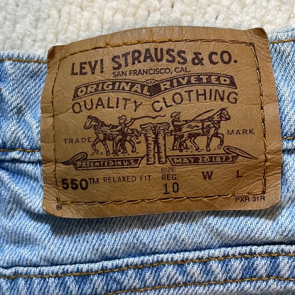 Levi Strauss jean shorts Levi’s 550 relaxed fit - Picture 2 of 13